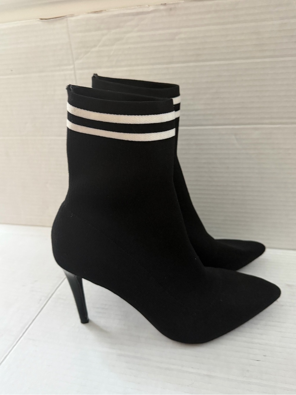Material Girl Paisley Sock Booties fall black white stripe boots size 7